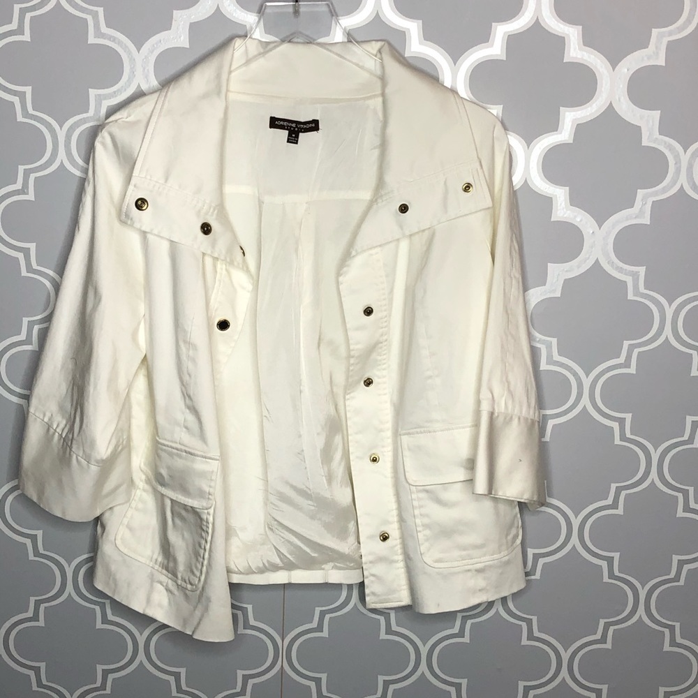 ADRIENNE VITTADINI jacket size medium